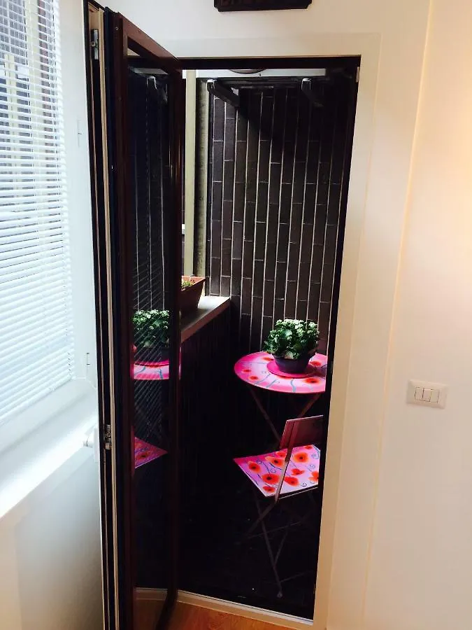 Repubblica One Room Apartment Milánó 0*,  Olaszország